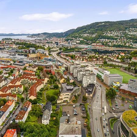 Pergola - Free Parking - 5 Min Walk To Facilities 아파트