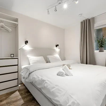 Pergola - Free Parking - 5 Min Walk To Facilities 아파트 베르겐